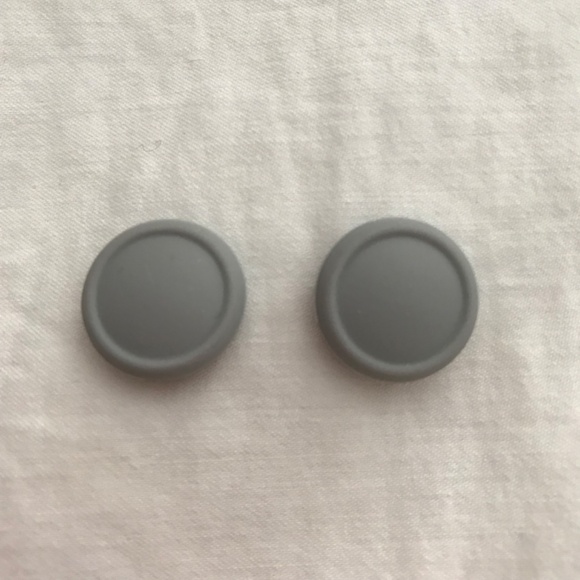 NEW Nintendo Switch Joy Con Thumb Grips Joystick Caps Covers Light Grey - Picture 5 of 6